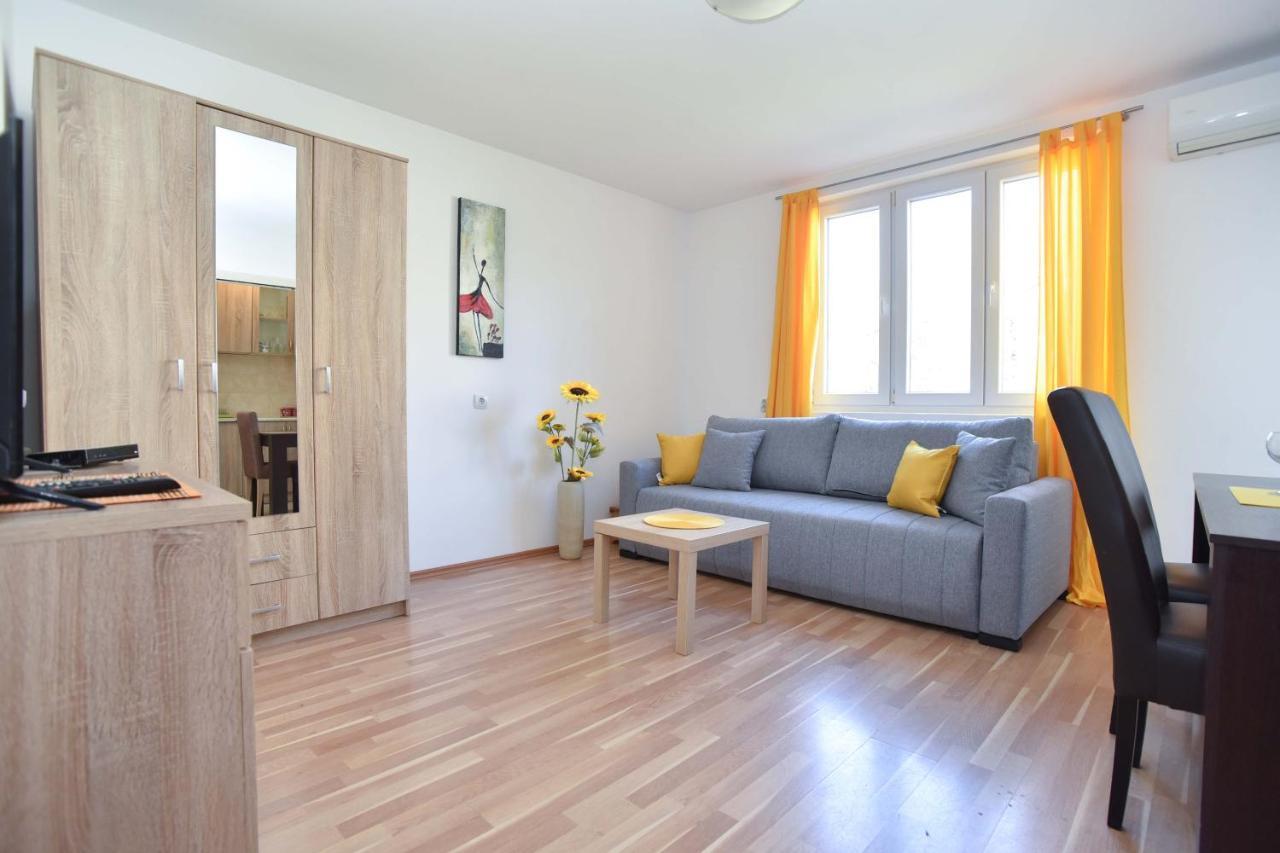 Apartment Near Old Town ブドヴァ エクステリア 写真
