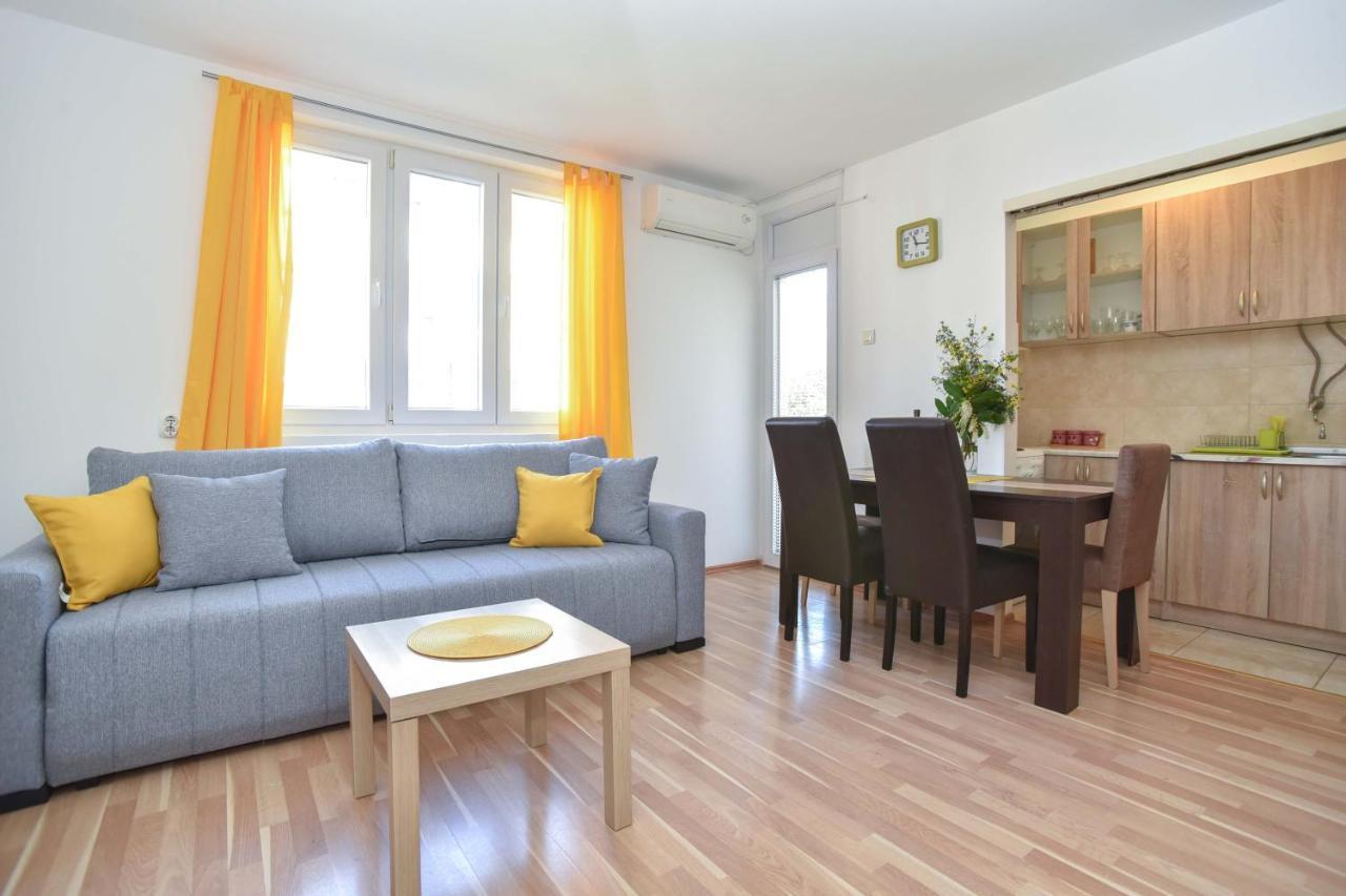 Apartment Near Old Town ブドヴァ エクステリア 写真